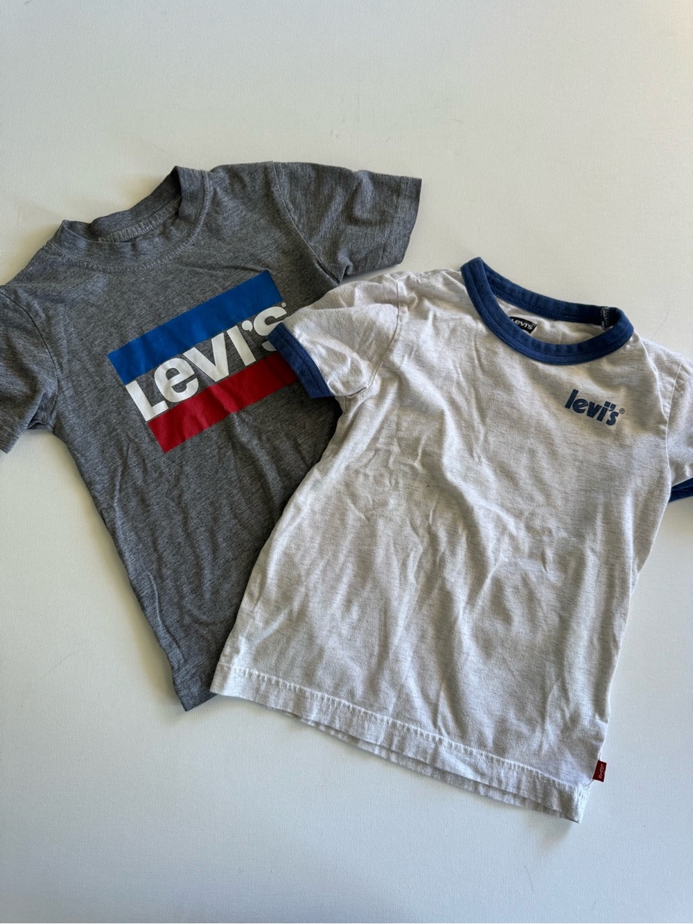 Levi's Kids Short Sleeve Tee Bundle size S [5/6]✨